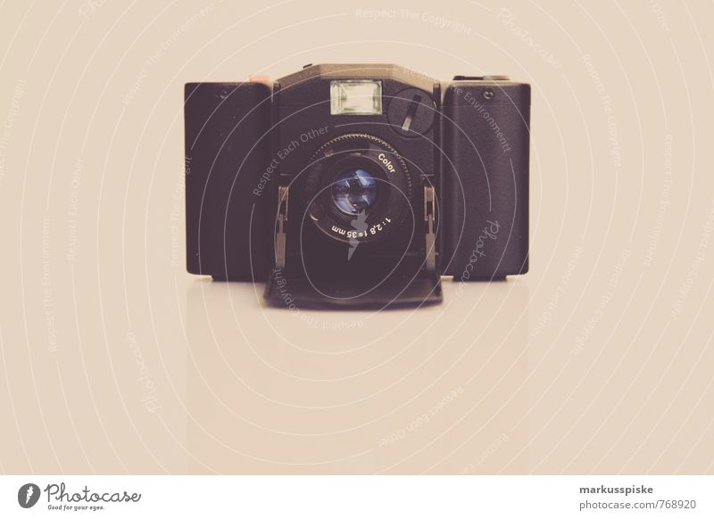 analog compact camera Lifestyle Luxury Elegant Style Design Joy Profession Take a photo Camera Objective Housing Old Retro Past Analog Lightning Technology