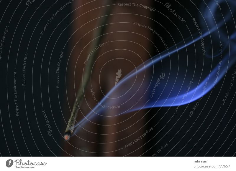Fragrance in blue Joss sticks Embers Macro (Extreme close-up) Haze Detail Smoke Ashes ashram