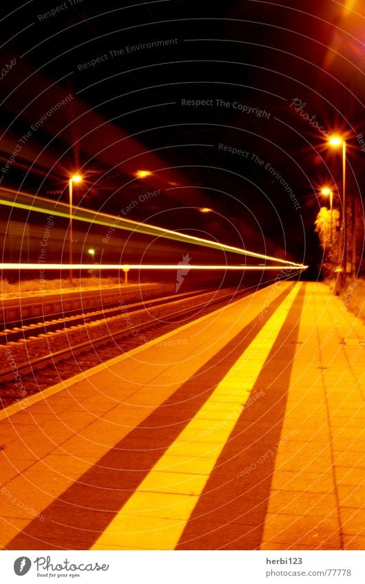 Night Express II Railroad Light Long exposure Speed Tripod Colour Train station