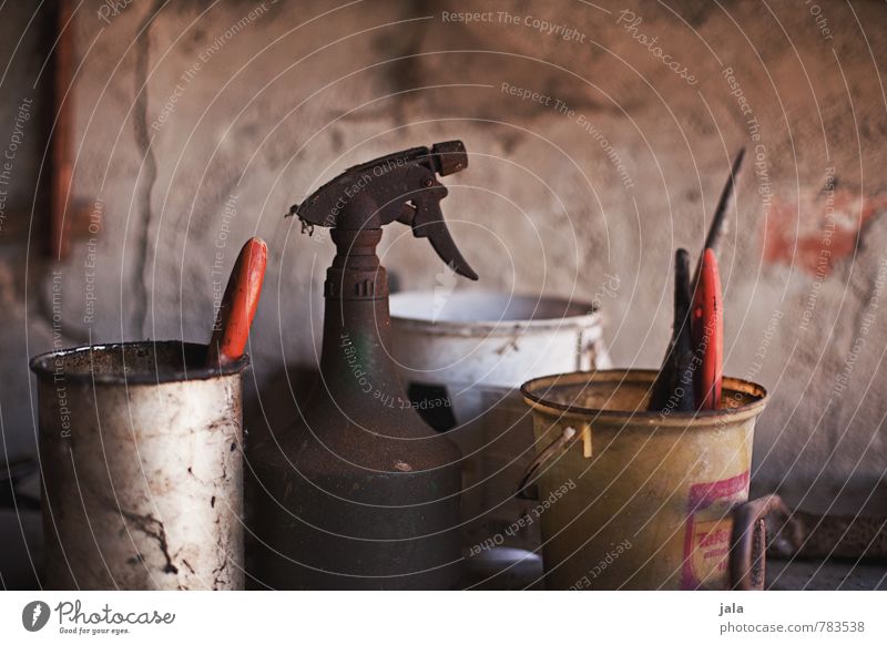 rumgestehsel Spray bottle Flowerpot Bucket Paintbrush Brush handle Old Dirty Simple Colour photo Interior shot Deserted Day