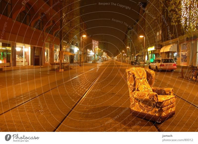 armchair Encampment Sleep Loneliness Armchair Hannover Night Empty Slumber Calm Deserted Furniture Traffic infrastructure limmerstraße Street Lime tree