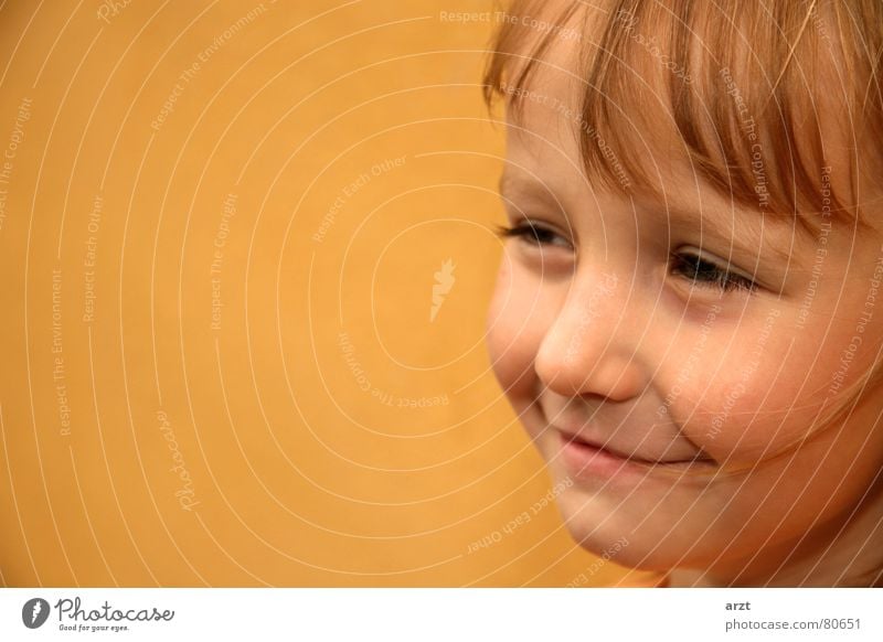 don't worry, be happy Girl Sweet Beautiful Small Child Portrait photograph Posture Toddler Friendliness Cute Light heartedness Recklessness Grinning Impish Joy