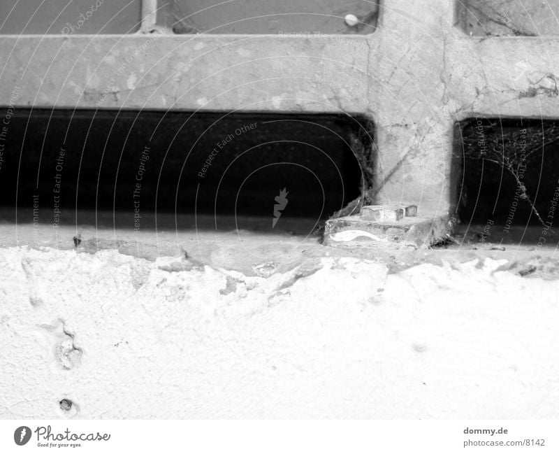 the mother Black Concrete Macro (Extreme close-up) Close-up Handrail Black & white photo wise