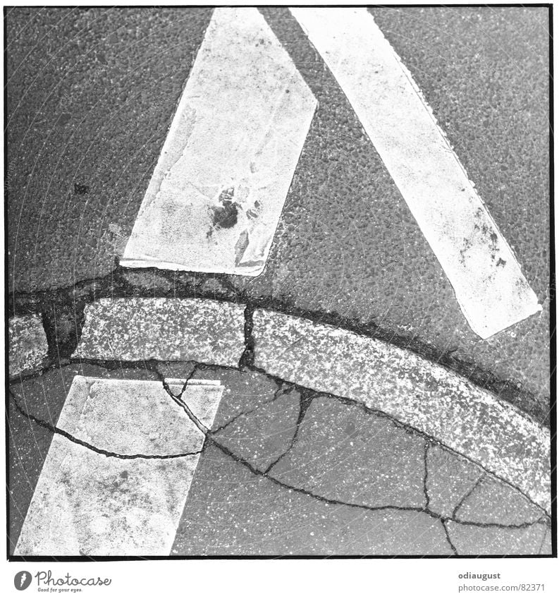 Street_3 Curbside Sidewalk Asphalt Black & white photo Stone Lanes & trails