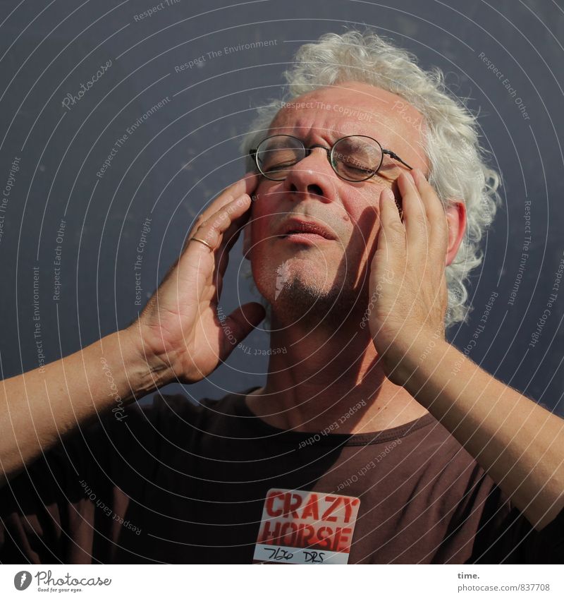 a short break Masculine T-shirt Eyeglasses Gray-haired Sign Characters Signs and labeling Breathe Think Relaxation Listening Concentrate Life Break Calm Senses