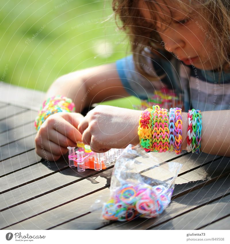 Loom Bandz Artist Androgynous Child Toddler Infancy Arm Hand 1 Human being 3 - 8 years Jewellery Bracelet Playing Hip & trendy Yellow Green Violet Pink