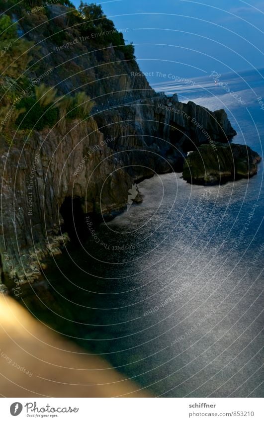 after-dinner murmur Landscape Night sky Horizon Rock Waves Coast Bay Ocean Exceptional Dark Beautiful Blue Black Moonlight Light (Natural Phenomenon) Flare