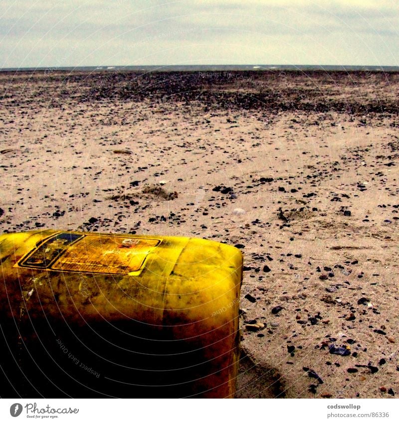 etched beach Beach Environment Sand Horizon Climate change Coast Yellow Apocalyptic sentiment Moral Environmental pollution Transience Shackled Artificial