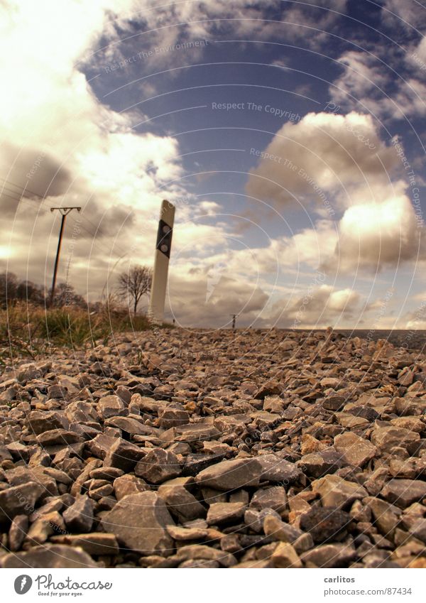 I'm going for miles.... Horizon Infinity Wild West Far-off places Wanderlust Resume Longing Hitchhike Hitchhiker Roadside Curb Pebble Stone Clouds Dramatic