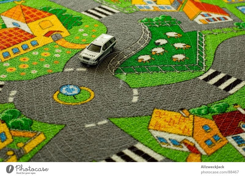 Stalled at the roundabout Police car Traffic circle Road traffic Urban traffic regulations Sheep Flock Village Bird's-eye view Conspiracy Giddy Kindergarten