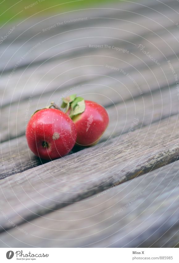 2x red Food Fruit Apple Nutrition Picnic Organic produce Vegetarian diet Diet Healthy Eating Wood Fresh Delicious Juicy Sweet Red Colour photo Multicoloured