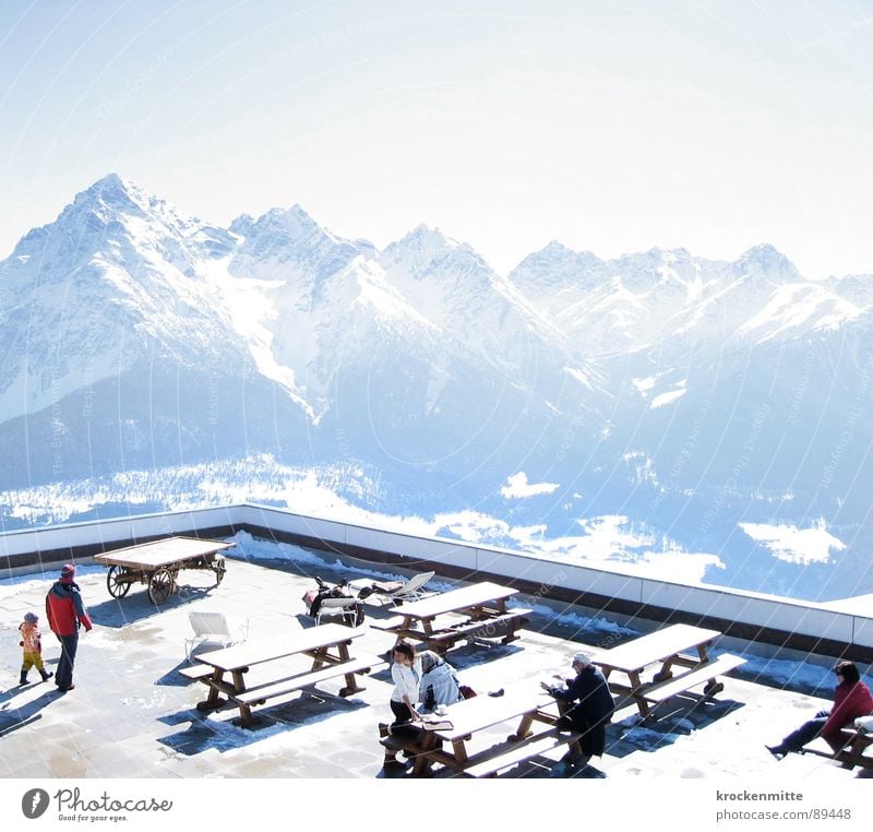 sun deck Winter Winter vacation Break Mountain range Lunch Supplies Sunbathing Switzerland Table Vacation & Travel Cold To enjoy Canton Graubünden Wooden table