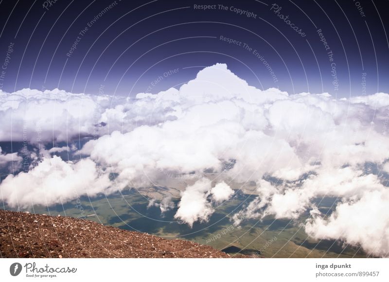 Mount Cloud Environment Nature Landscape Elements Air Sky Clouds Autumn Climate Beautiful weather Mountain Peak Fujiyama Honshu Japan Cold Longing Wanderlust