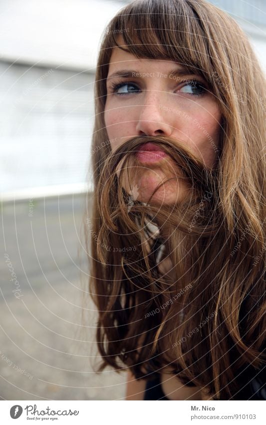 full beard Lifestyle Hair and hairstyles Feminine Young woman Youth (Young adults) Face Lips 1 Human being 18 - 30 years Adults Brunette Long-haired Facial hair