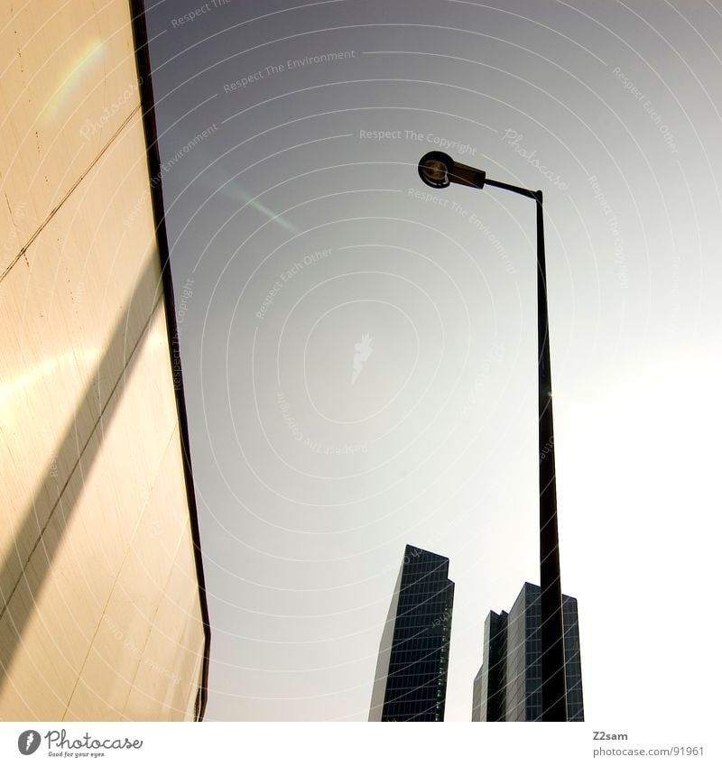 twins_03 High-rise House (Residential Structure) Building Lantern Geometry Sharp-edged Round Golf club Perspective Green Yellow Physics Dark Simple Style Town