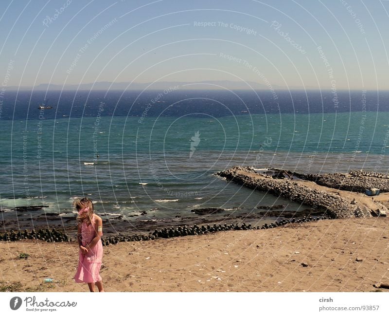 me weht´s Beach Loneliness Spain Gloomy Ocean Multicoloured Stripe Wind Blow Small Dress Pink Far-off places Return Horizon Footbridge Wall (barrier) Summer