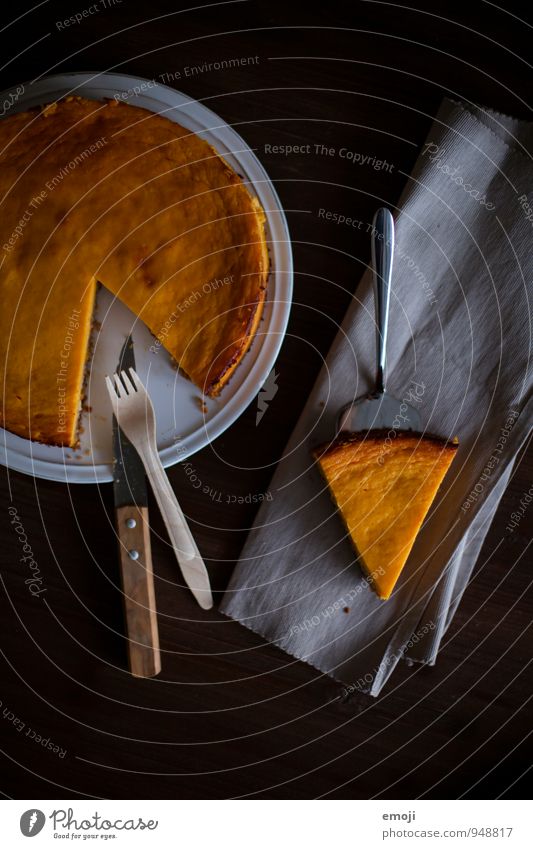 pie Cake Dessert Candy Nutrition Slow food Plate Cutlery Delicious Sweet Pumpkin time Colour photo Interior shot Deserted Neutral Background Twilight Low-key