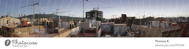 Rooftop Romance feat. Construction Cranes & Antennas en masse Town Barcelona Panorama (View) High-rise House (Residential Structure) Bird's-eye view