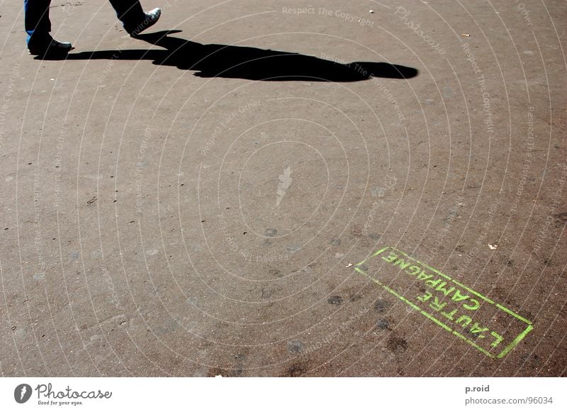 l'autre campagne Light Asphalt Summer Footwear Hot Burn Cold Pattern Pedestrian Town Shadow Darken Pavement Paris Footpath Bright Shadowy existence Sunless