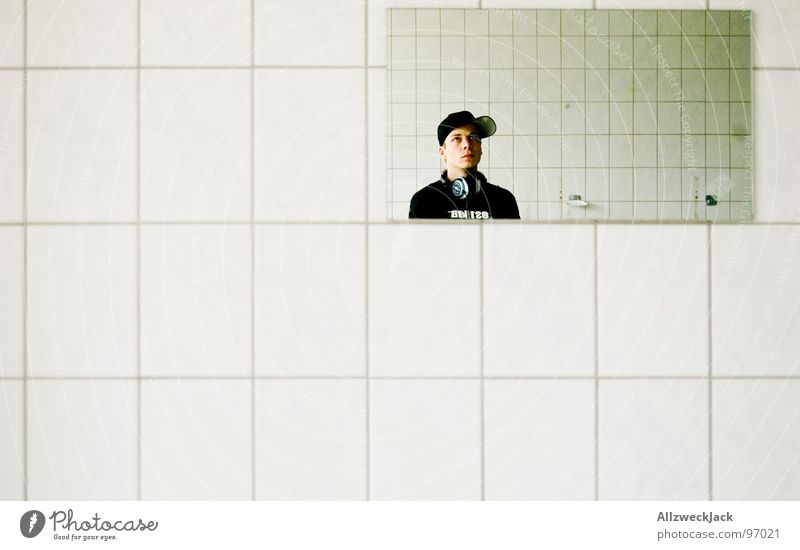 Small-minded White Clean Bathroom Tile Washhouse Black T-shirt Baseball cap Cap Man Masculine Hip-hop Mirror Mirror image Portrait photograph Shower room