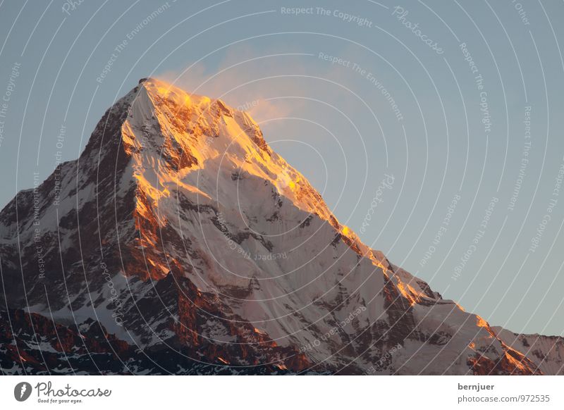 boring sunrise Nature Cloudless sky Sun Sunrise Sunset Summer Beautiful weather Gale Mountain Peak Snowcapped peak Famousness Cold Blue White Adventure Target