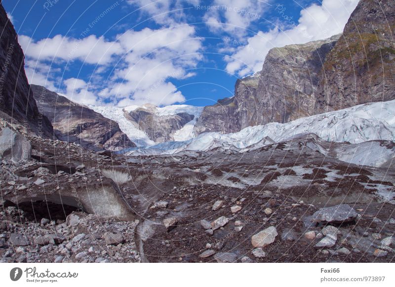 hiking to the glacier Harmonious Relaxation Calm Adventure Far-off places Freedom Camping Mountain Hiking Nature Clouds Summer Climate change Beautiful weather