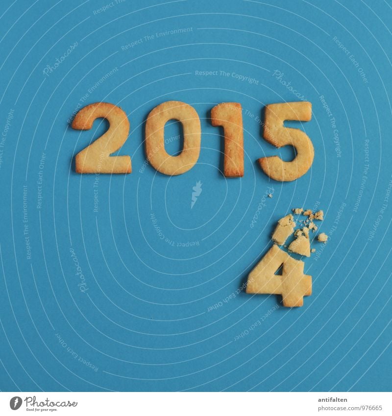 Between the years Dough Baked goods Cookie Christmas biscuit Nutrition Eating To have a coffee Feasts & Celebrations New Year's Eve Digits and numbers Year date