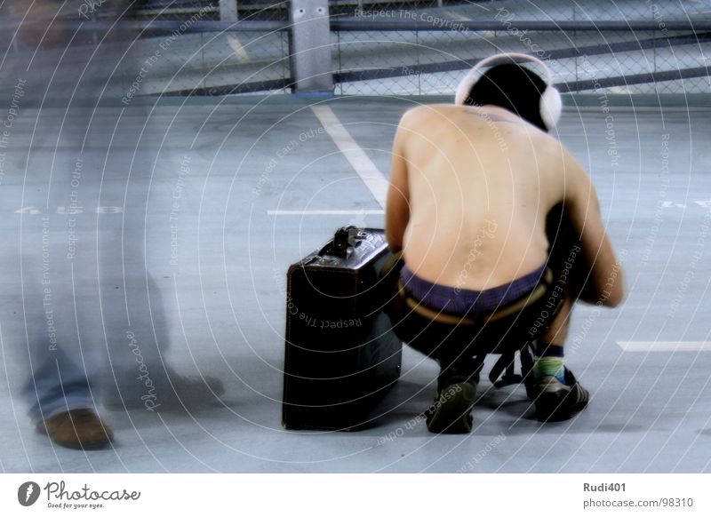 suitcase packer Man Suitcase Parking garage Hongkong Cap Black Whimsical Long exposure ear warmer Blue