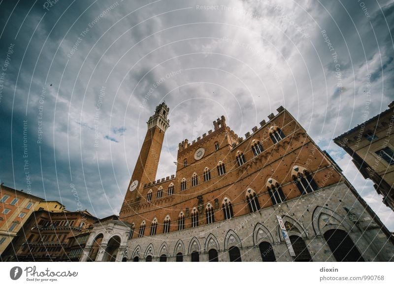 Palazzo Pubblico Vacation & Travel Tourism Trip Sightseeing City trip Summer Summer vacation Sky Clouds Tuscany Siena Italy Town Downtown Old town Deserted