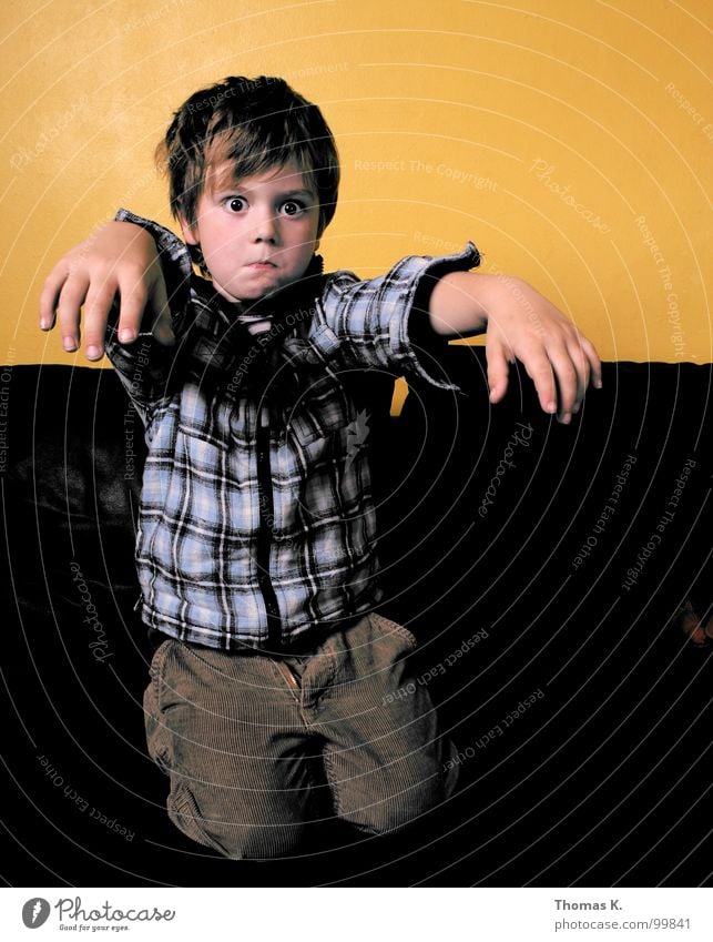 zombie Zombie Child Boy (child) Placed Vest Room Television Portrait photograph Sofa Undead Face Arm ghoul remote remote-controlled troika finalization Thomas